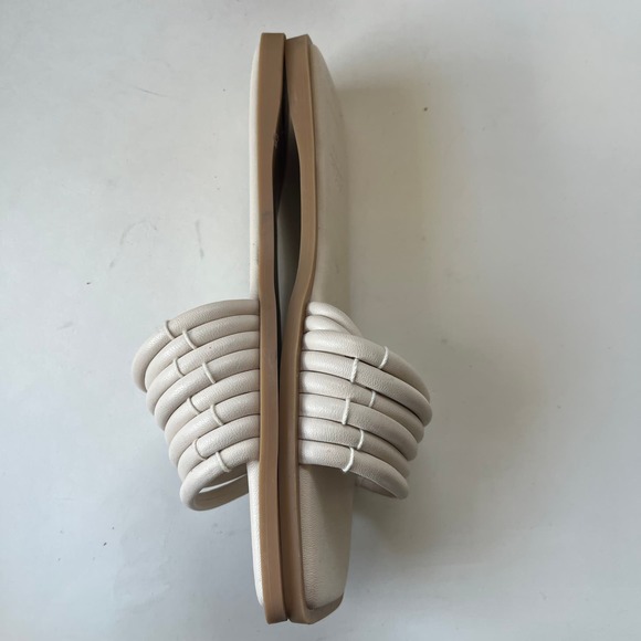 Dolce Vita NYX Flat Sandals Womens Shoes Sz 9 Cream Square Toe Slip On Strappy - Picture 5 of 11